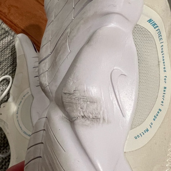 Nike Running Sneakers, Size 6 - Picture 11 of 13